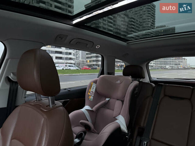 Белый Ауди Ку 7, объемом двигателя 1.98 л и пробегом 166 тыс. км за 30000 $, фото 24 на Automoto.ua