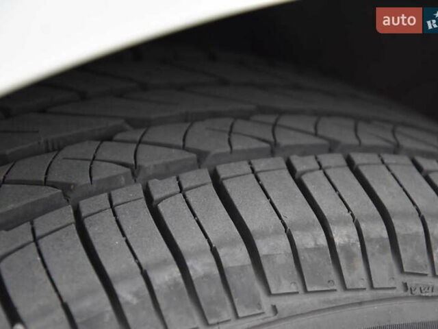 Белый Ауди Ку 7, объемом двигателя 3 л и пробегом 169 тыс. км за 29950 $, фото 73 на Automoto.ua