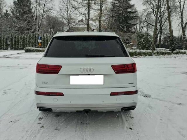 Білий Ауді Ку 7, об'ємом двигуна 2 л та пробігом 78 тис. км за 16500 $, фото 9 на Automoto.ua