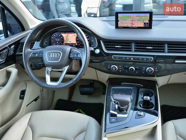 Білий Ауді Ку 7, об'ємом двигуна 3 л та пробігом 99 тис. км за 31800 $, фото 22 на Automoto.ua