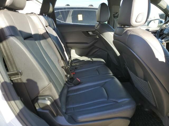 Белый Ауди Ку 7, объемом двигателя 3 л и пробегом 101 тыс. км за 22000 $, фото 10 на Automoto.ua