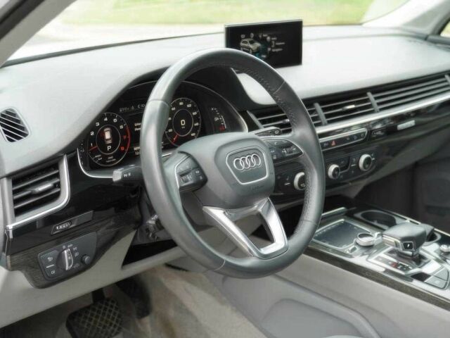 Білий Ауді Ку 7, об'ємом двигуна 0 л та пробігом 52 тис. км за 14400 $, фото 9 на Automoto.ua