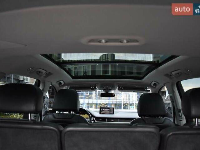 Белый Ауди Ку 7, объемом двигателя 3 л и пробегом 169 тыс. км за 29950 $, фото 60 на Automoto.ua