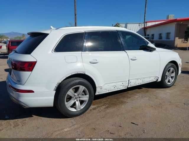 Белый Ауди Ку 7, объемом двигателя 3 л и пробегом 42 тыс. км за 7800 $, фото 5 на Automoto.ua
