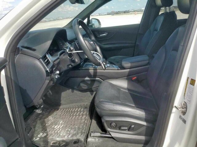 Белый Ауди Ку 7, объемом двигателя 3 л и пробегом 71 тыс. км за 7400 $, фото 6 на Automoto.ua