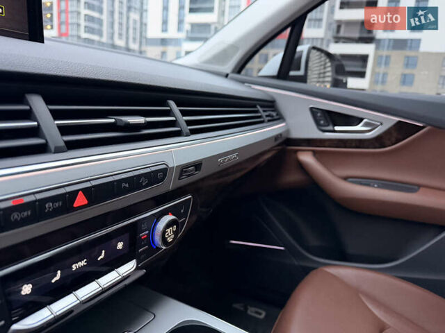 Белый Ауди Ку 7, объемом двигателя 1.98 л и пробегом 166 тыс. км за 30000 $, фото 19 на Automoto.ua