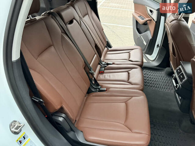 Белый Ауди Ку 7, объемом двигателя 1.98 л и пробегом 166 тыс. км за 30000 $, фото 12 на Automoto.ua