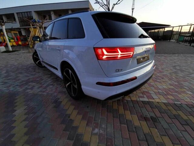 Белый Ауди Ку 7, объемом двигателя 3 л и пробегом 150 тыс. км за 20000 $, фото 2 на Automoto.ua