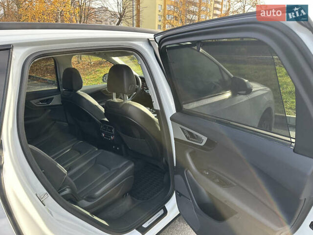 Білий Ауді Ку 7, об'ємом двигуна 3 л та пробігом 58 тис. км за 37500 $, фото 34 на Automoto.ua