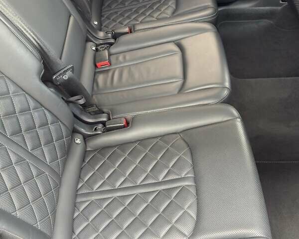 Белый Ауди Ку 7, объемом двигателя 3 л и пробегом 161 тыс. км за 73000 $, фото 13 на Automoto.ua