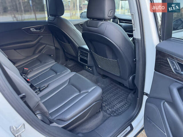 Белый Ауди Ку 7, объемом двигателя 3 л и пробегом 86 тыс. км за 43500 $, фото 21 на Automoto.ua