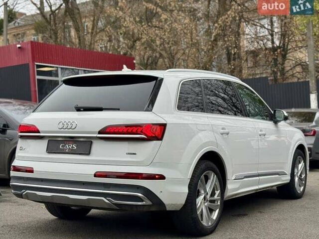 Белый Ауди Ку 7, объемом двигателя 3 л и пробегом 138 тыс. км за 43500 $, фото 3 на Automoto.ua