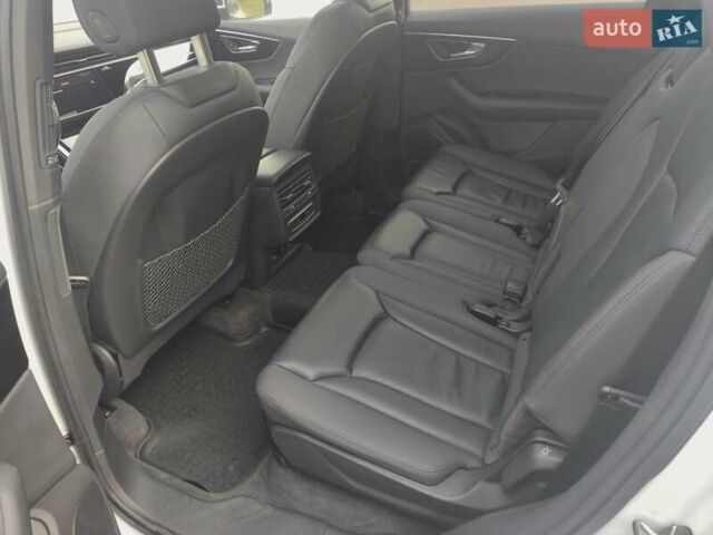 Белый Ауди Ку 7, объемом двигателя 3 л и пробегом 89 тыс. км за 55000 $, фото 21 на Automoto.ua