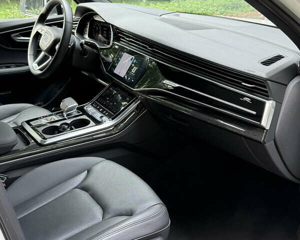 Білий Ауді Ку 7, об'ємом двигуна 3 л та пробігом 50 тис. км за 55900 $, фото 20 на Automoto.ua