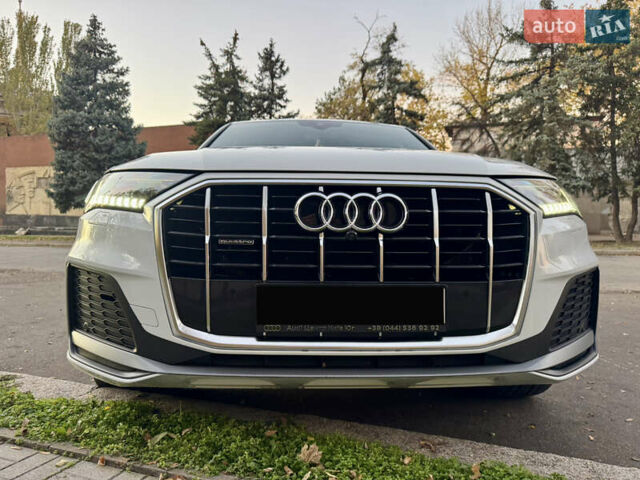 Білий Ауді Ку 7, об'ємом двигуна 3 л та пробігом 95 тис. км за 57000 $, фото 1 на Automoto.ua