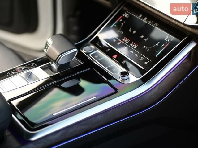 Белый Ауди Ку 7, объемом двигателя 2.97 л и пробегом 91 тыс. км за 65999 $, фото 29 на Automoto.ua