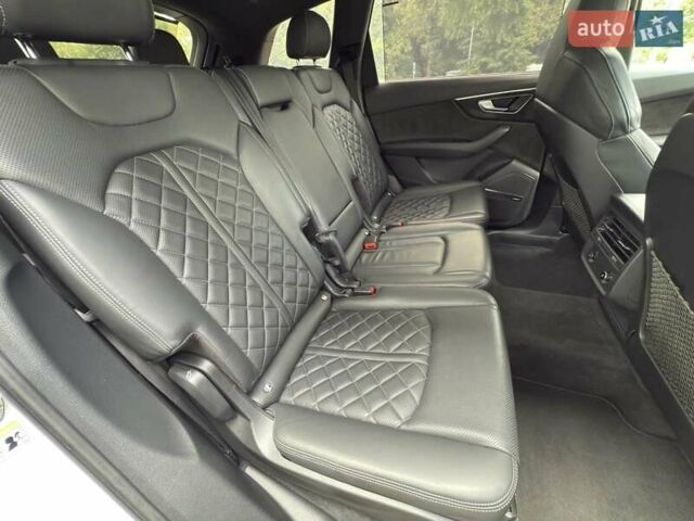 Белый Ауди Ку 7, объемом двигателя 3 л и пробегом 161 тыс. км за 73000 $, фото 14 на Automoto.ua