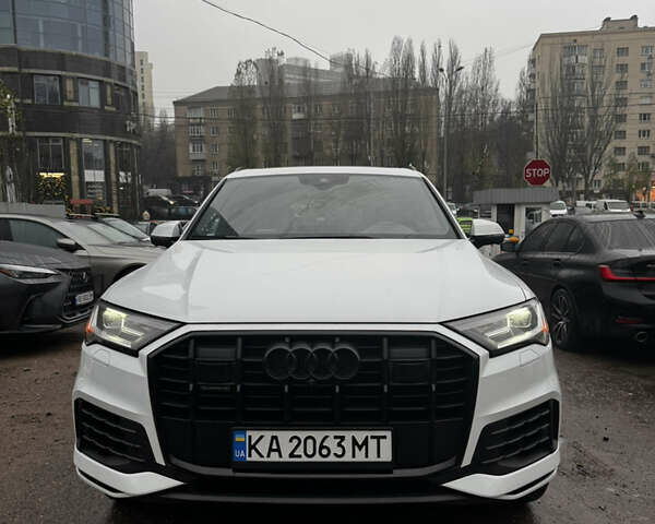 Белый Ауди Ку 7, объемом двигателя 3 л и пробегом 79 тыс. км за 56000 $, фото 1 на Automoto.ua