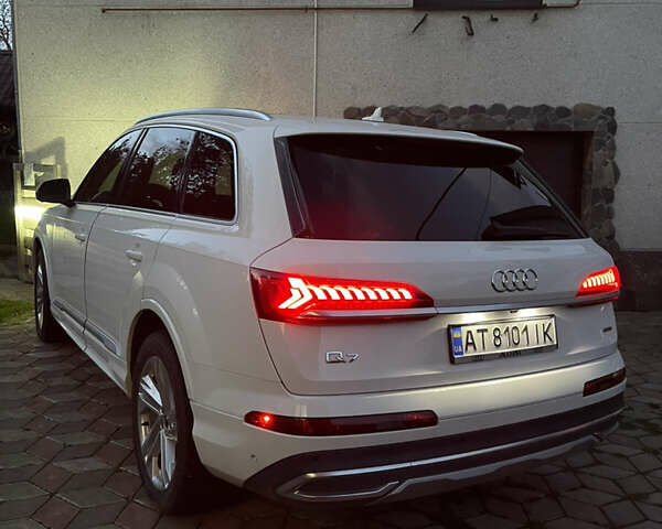 Белый Ауди Ку 7, объемом двигателя 1.98 л и пробегом 94 тыс. км за 46000 $, фото 3 на Automoto.ua