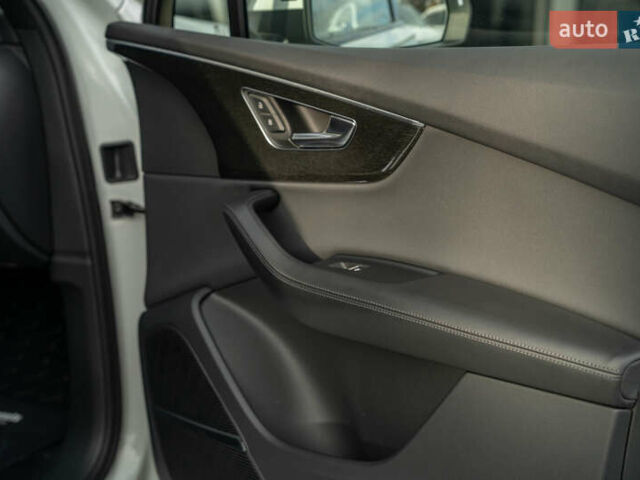 Белый Ауди Ку 7, объемом двигателя 3 л и пробегом 51 тыс. км за 53900 $, фото 55 на Automoto.ua