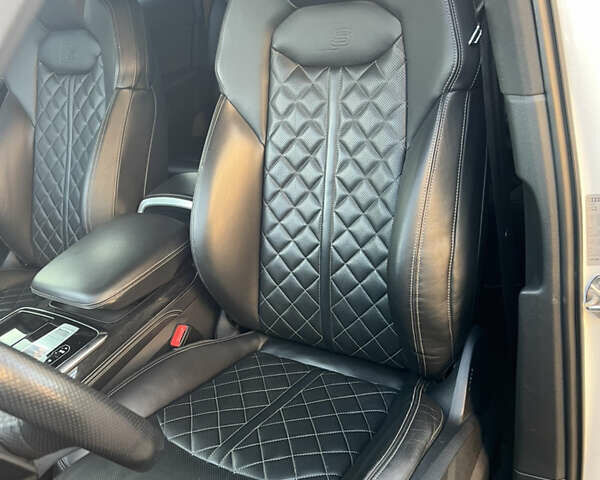 Білий Ауді Ку 7, об'ємом двигуна 3 л та пробігом 102 тис. км за 62500 $, фото 5 на Automoto.ua