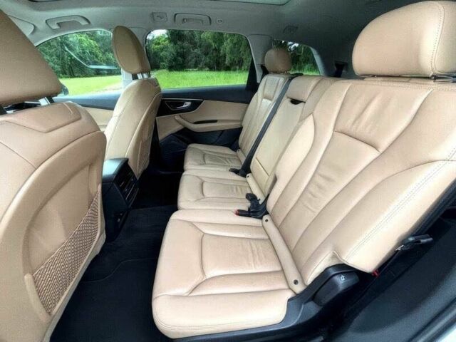 Білий Ауді Ку 7, об'ємом двигуна 3 л та пробігом 42 тис. км за 13400 $, фото 13 на Automoto.ua