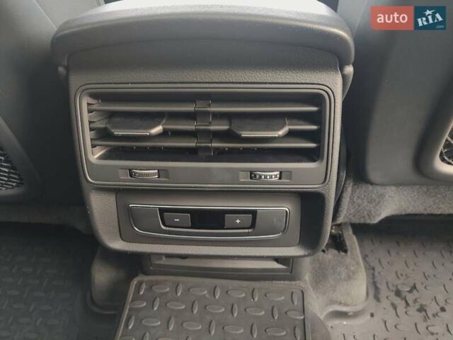 Белый Ауди Ку 7, объемом двигателя 3 л и пробегом 89 тыс. км за 55000 $, фото 25 на Automoto.ua