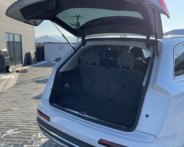 Белый Ауди Ку 7, объемом двигателя 3 л и пробегом 135 тыс. км за 55000 $, фото 11 на Automoto.ua