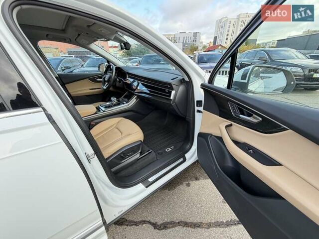 Белый Ауди Ку 7, объемом двигателя 3 л и пробегом 98 тыс. км за 35000 $, фото 15 на Automoto.ua