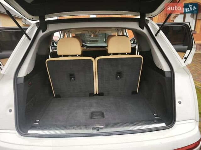 Белый Ауди Ку 7, объемом двигателя 3 л и пробегом 141 тыс. км за 38500 $, фото 24 на Automoto.ua