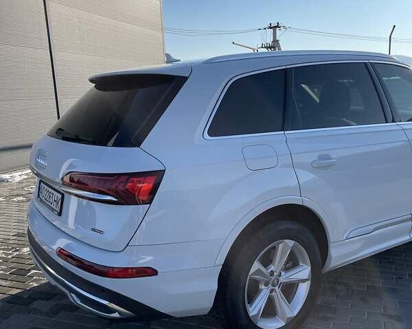 Белый Ауди Ку 7, объемом двигателя 3 л и пробегом 135 тыс. км за 55000 $, фото 6 на Automoto.ua