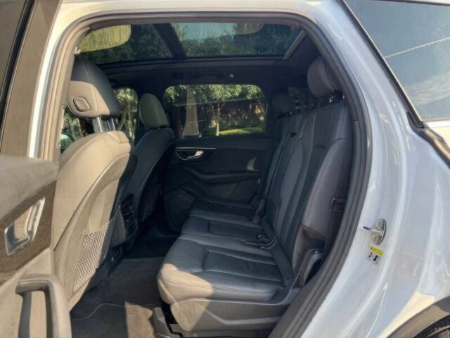 Білий Ауді Ку 7, об'ємом двигуна 3 л та пробігом 50 тис. км за 26700 $, фото 10 на Automoto.ua