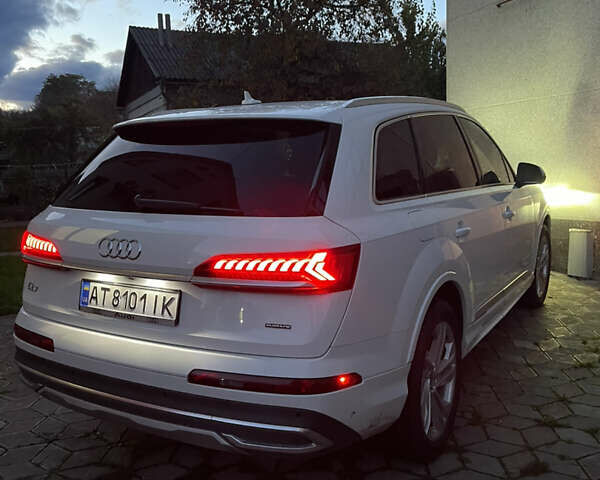 Белый Ауди Ку 7, объемом двигателя 1.98 л и пробегом 94 тыс. км за 46000 $, фото 4 на Automoto.ua