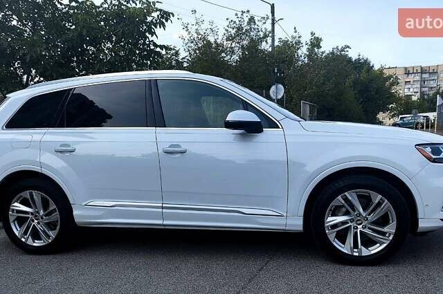 Белый Ауди Ку 7, объемом двигателя 3 л и пробегом 89 тыс. км за 55000 $, фото 4 на Automoto.ua