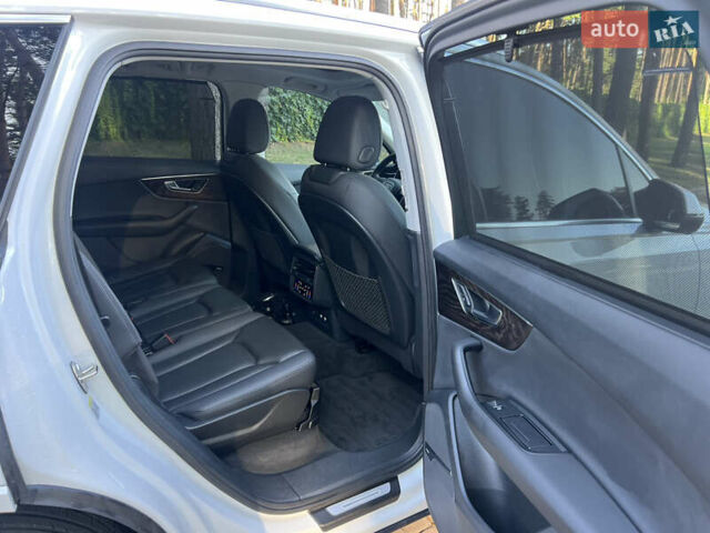 Білий Ауді Ку 7, об'ємом двигуна 3 л та пробігом 85 тис. км за 42500 $, фото 23 на Automoto.ua