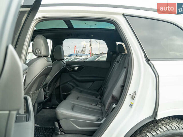 Белый Ауди Ку 7, объемом двигателя 3 л и пробегом 51 тыс. км за 53900 $, фото 47 на Automoto.ua