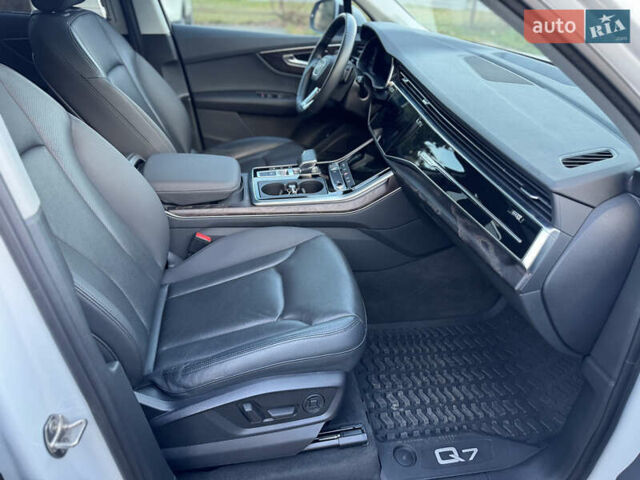 Белый Ауди Ку 7, объемом двигателя 3 л и пробегом 86 тыс. км за 43500 $, фото 18 на Automoto.ua