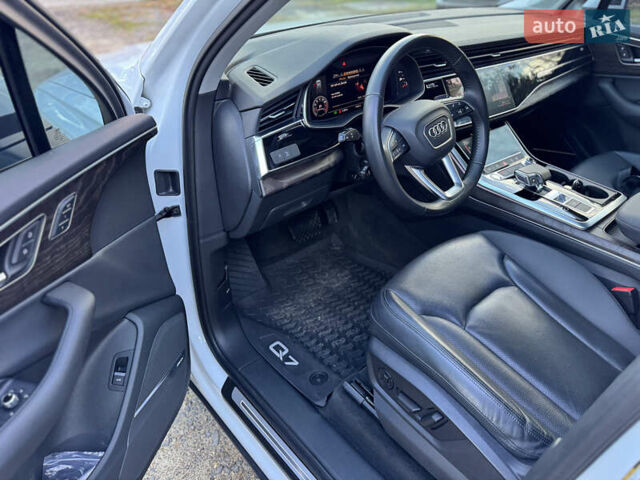 Белый Ауди Ку 7, объемом двигателя 3 л и пробегом 86 тыс. км за 43500 $, фото 14 на Automoto.ua