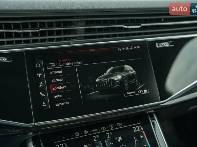 Белый Ауди Ку 7, объемом двигателя 3 л и пробегом 51 тыс. км за 53900 $, фото 39 на Automoto.ua