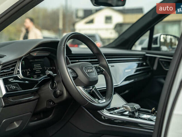 Белый Ауди Ку 7, объемом двигателя 3 л и пробегом 51 тыс. км за 53900 $, фото 27 на Automoto.ua