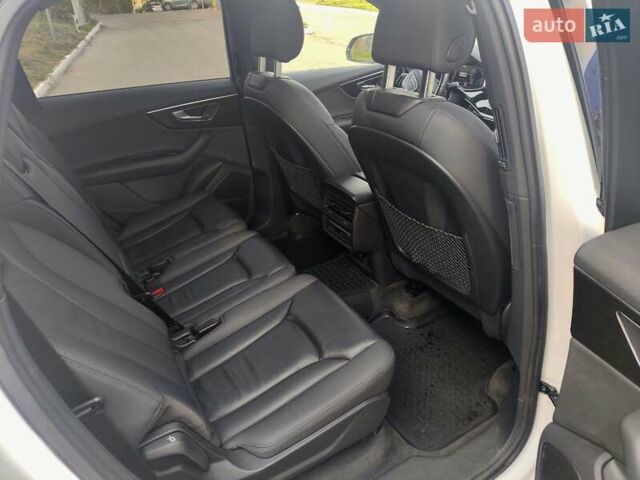 Белый Ауди Ку 7, объемом двигателя 3 л и пробегом 89 тыс. км за 55000 $, фото 16 на Automoto.ua