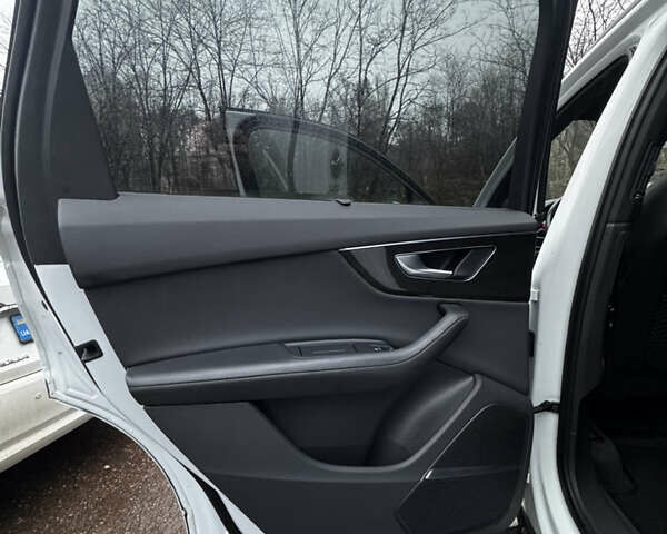 Белый Ауди Ку 7, объемом двигателя 3 л и пробегом 79 тыс. км за 56000 $, фото 31 на Automoto.ua