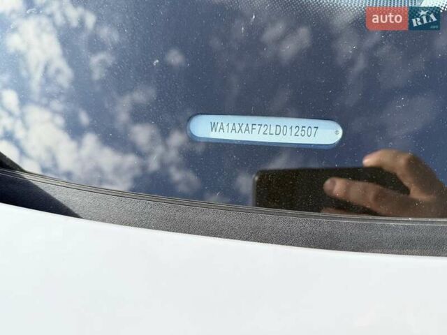 Белый Ауди Ку 7, объемом двигателя 3 л и пробегом 98 тыс. км за 35000 $, фото 19 на Automoto.ua