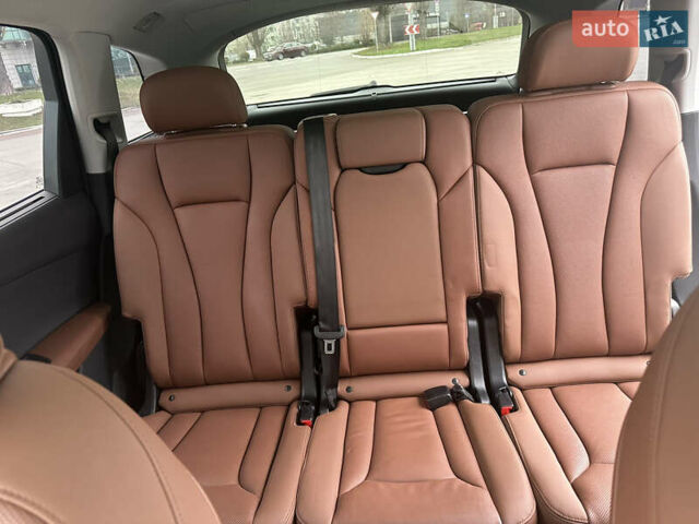 Белый Ауди Ку 7, объемом двигателя 3 л и пробегом 94 тыс. км за 58000 $, фото 20 на Automoto.ua