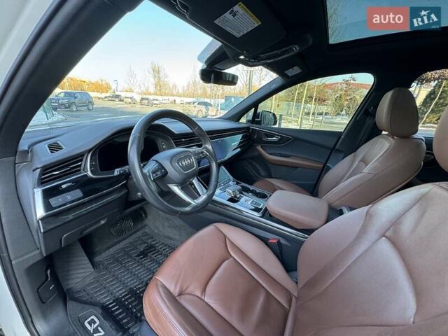Белый Ауди Ку 7, объемом двигателя 1.98 л и пробегом 255 тыс. км за 34800 $, фото 9 на Automoto.ua
