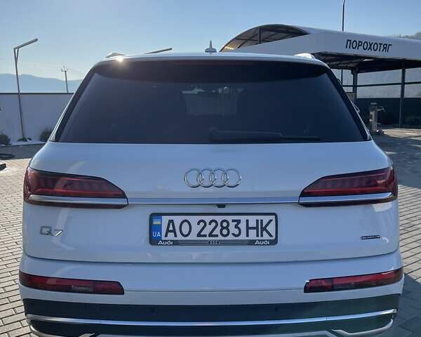 Белый Ауди Ку 7, объемом двигателя 3 л и пробегом 135 тыс. км за 55000 $, фото 5 на Automoto.ua