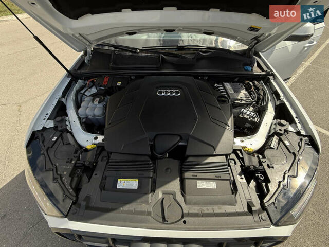 Ауди Ку 7 2020 в Виннице на Automoto.ua Белый Ауди Ку 7, объемом двигателя 3 л и пробегом 73 тыс. км за 54500 $, фото 38 на Automoto.ua