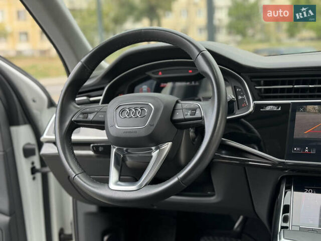 Білий Ауді Ку 7, об'ємом двигуна 3 л та пробігом 70 тис. км за 49600 $, фото 18 на Automoto.ua