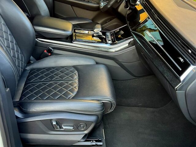 Ауди Ку 7 2020 в Луцке на Automoto.ua Белый Ауди Ку 7, объемом двигателя 3 л и пробегом 102 тыс. км за 62500 $, фото 5 на Automoto.ua