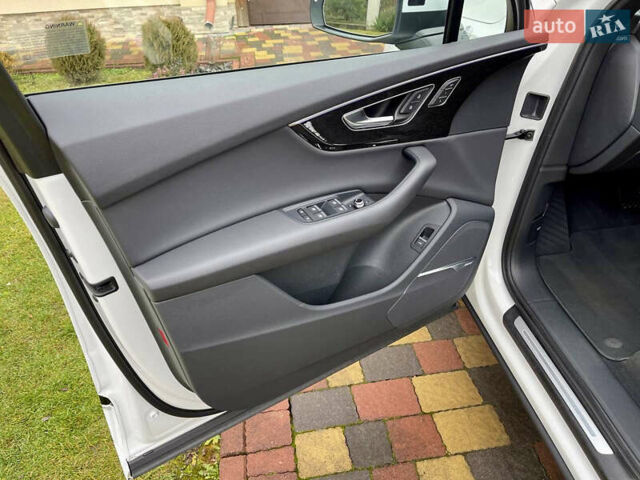 Белый Ауди Ку 7, объемом двигателя 3 л и пробегом 187 тыс. км за 46999 $, фото 20 на Automoto.ua